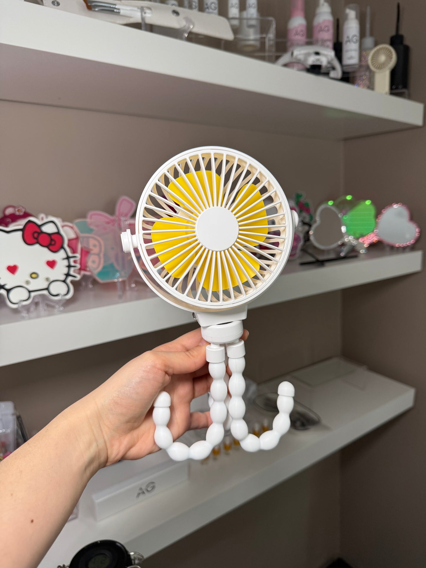 Multipurpose Attachable
Fan💛