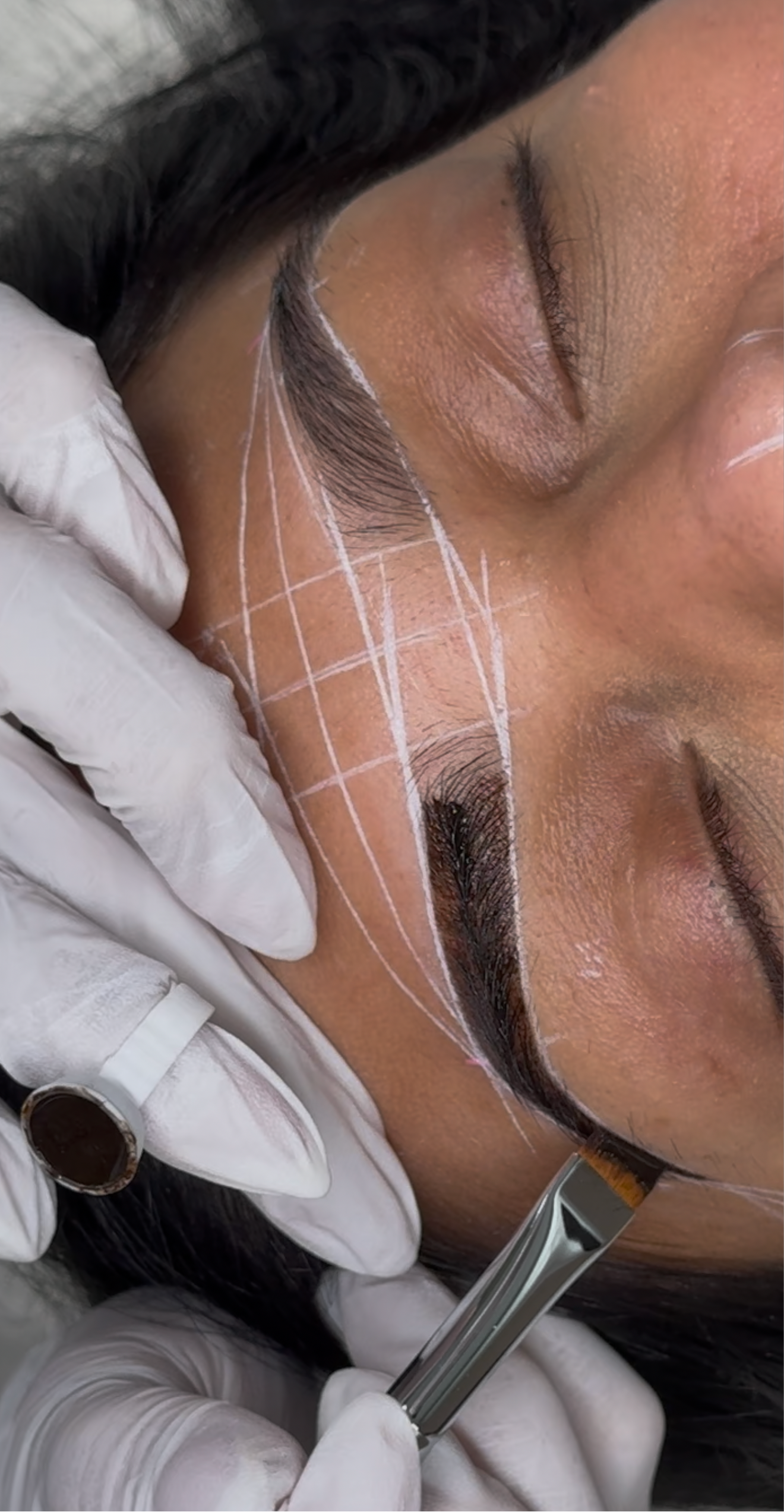 WHITE PRE-INKED BROW MAPPING STRING