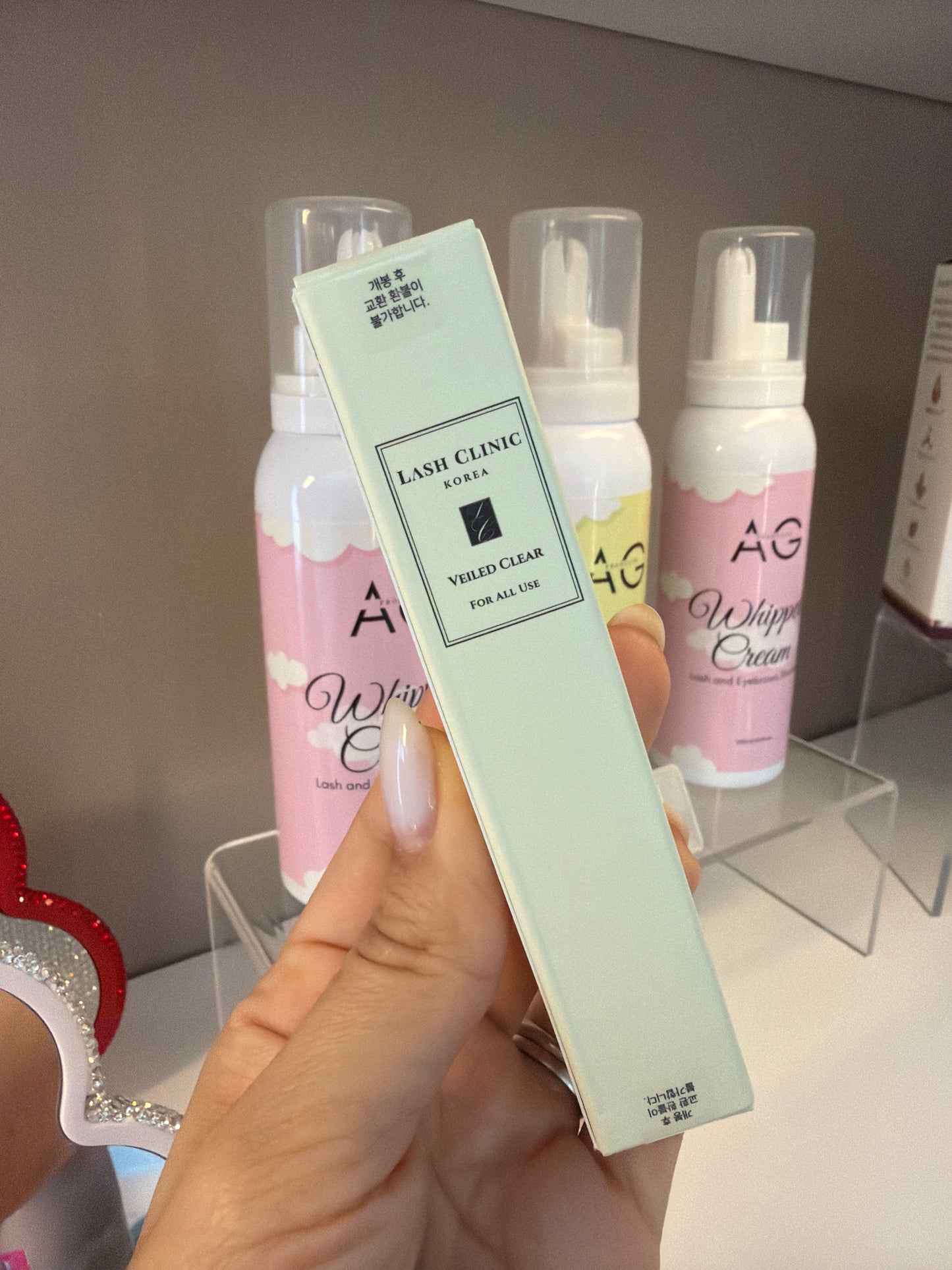 Serum for lashes / Lash clinic