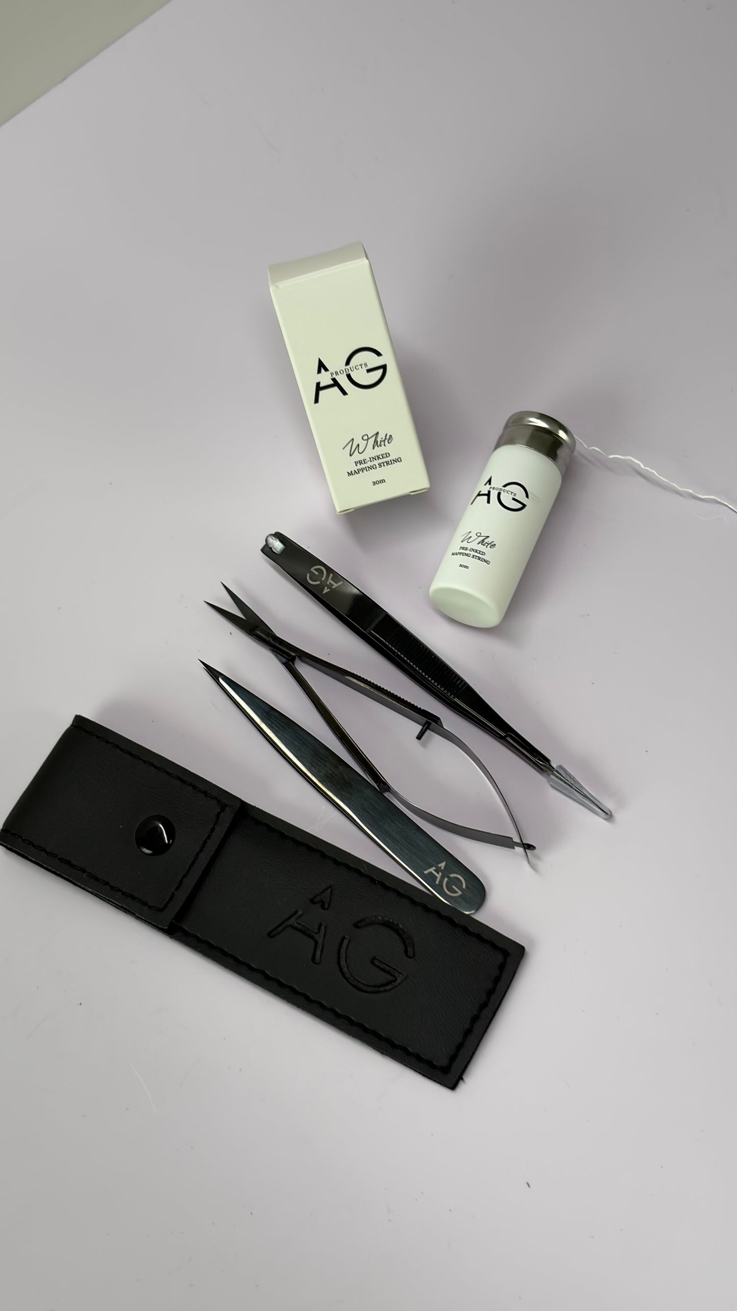 Brow essentials (tweezer, scissor + mapping string)
