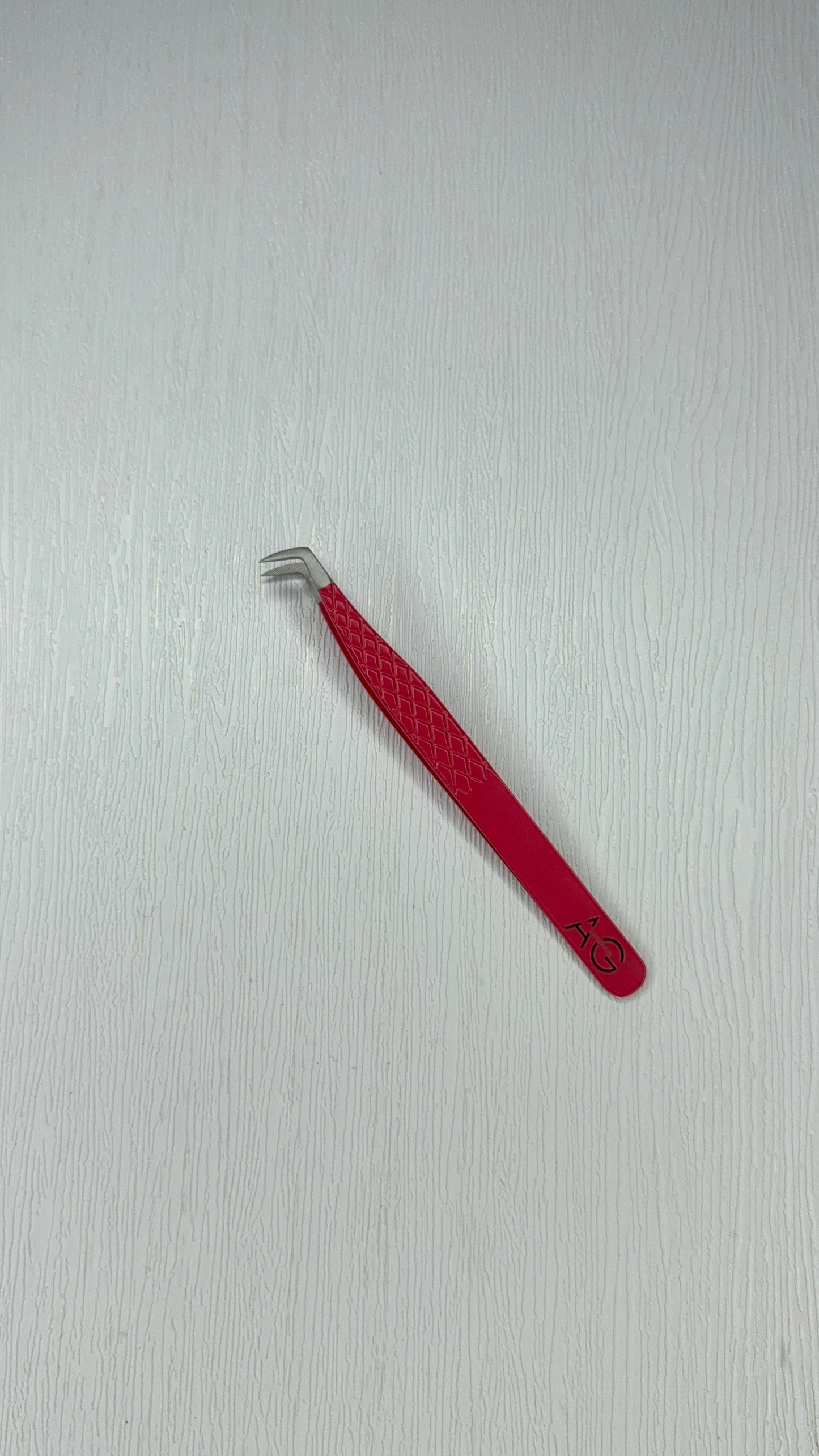 Red volume boot tweezer