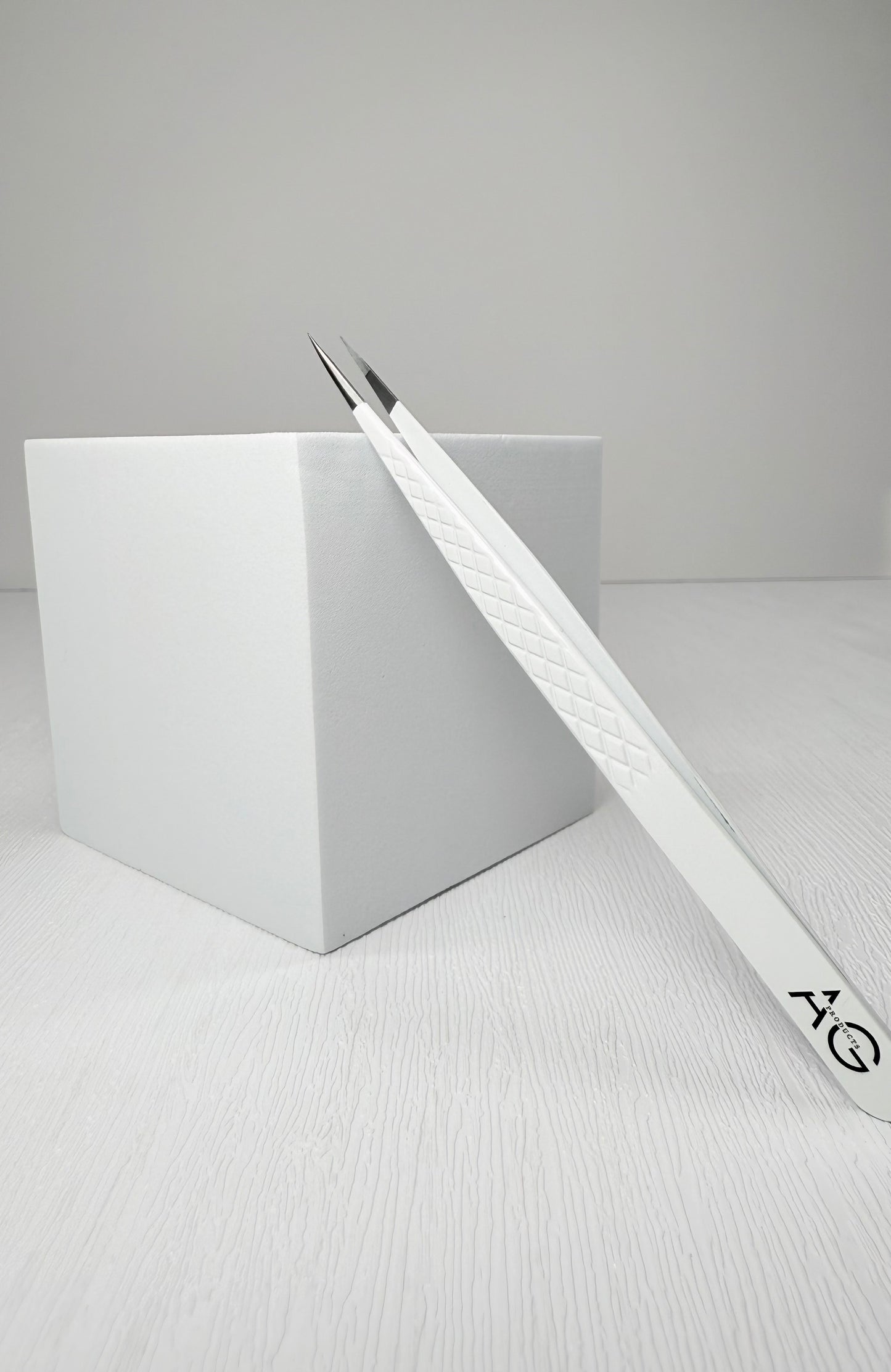 Fiber Tip Straight Isolation tweezers