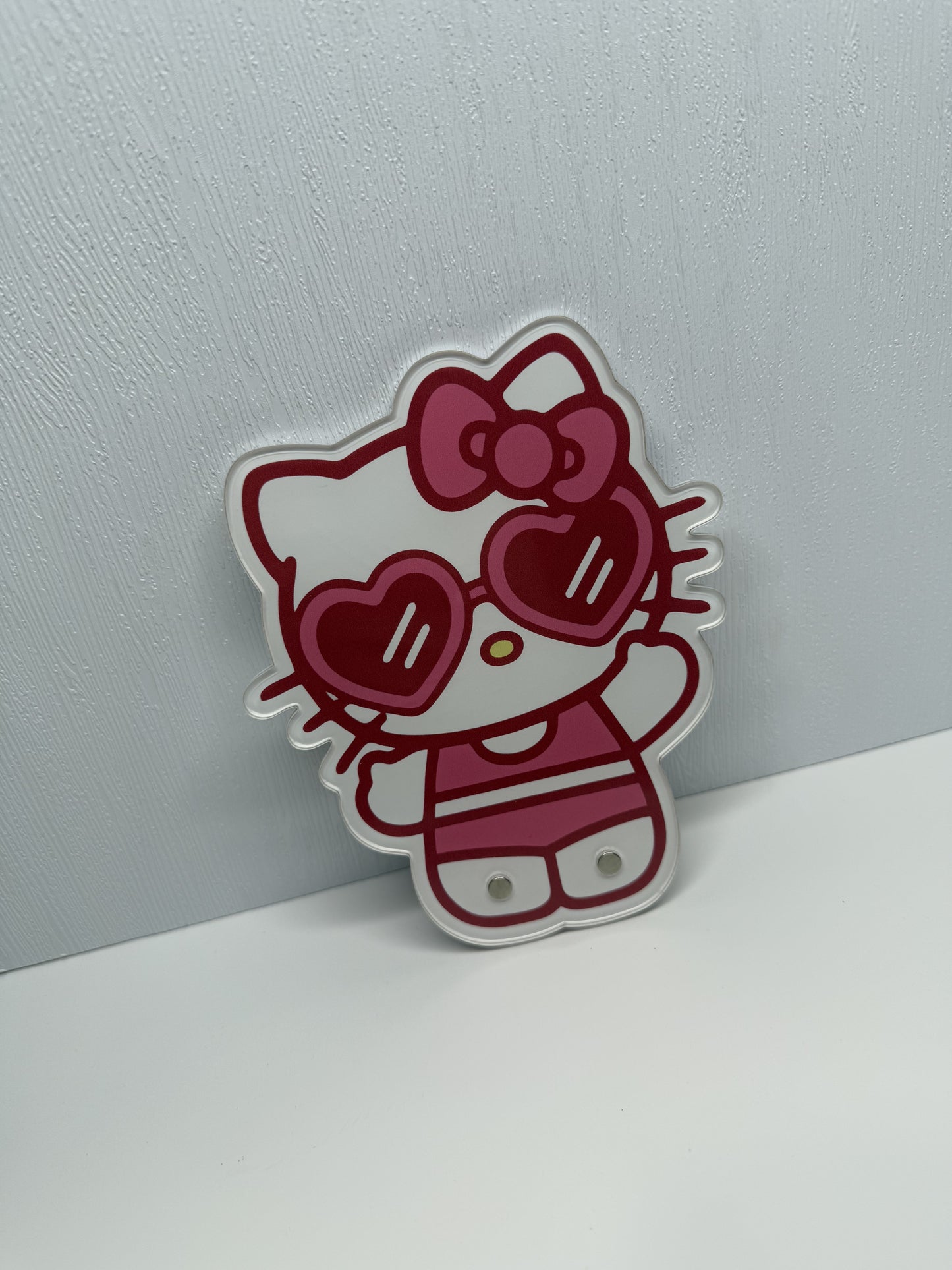 Pink sunglasses Hello Kitty Lash Tile💕