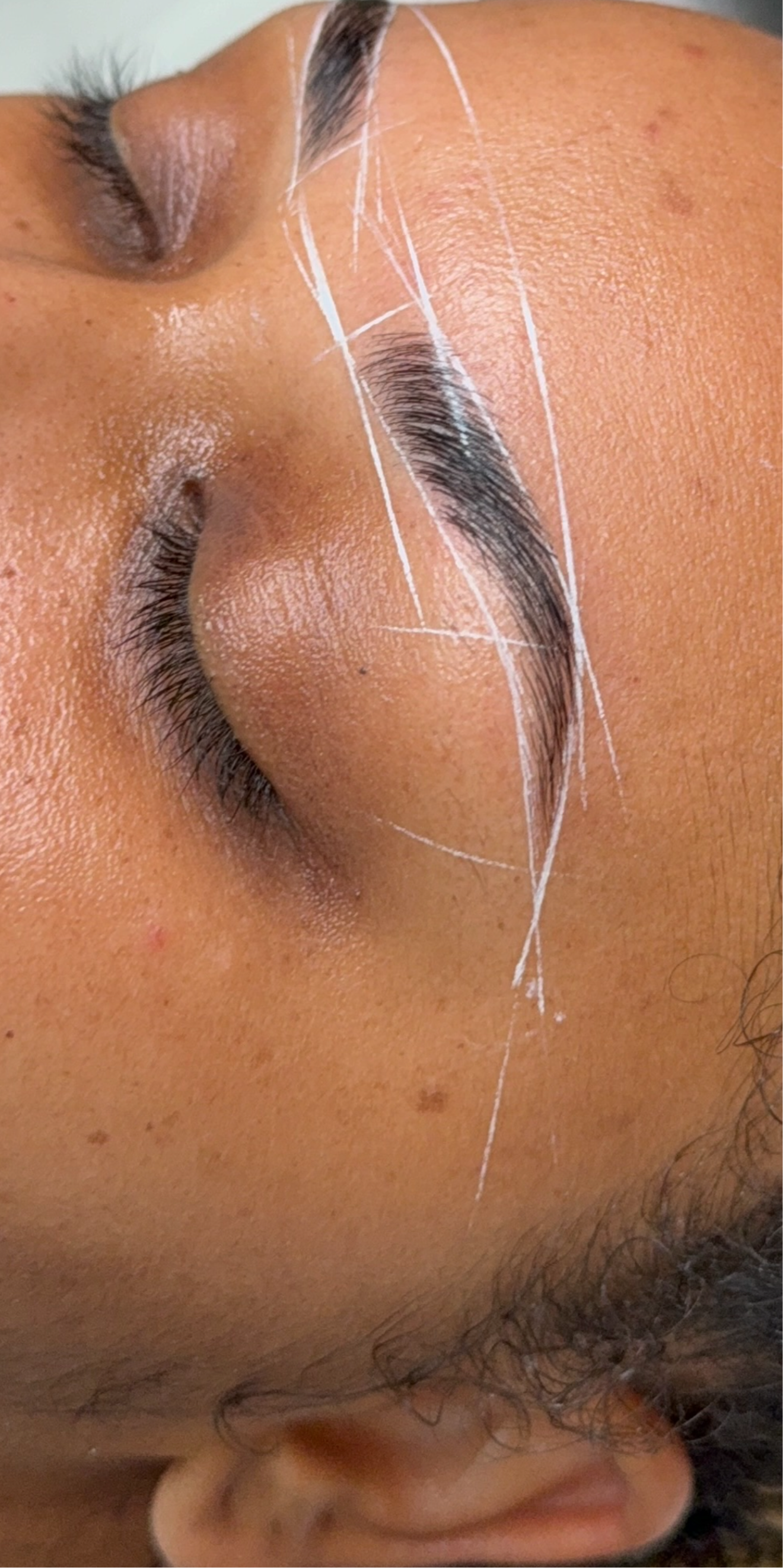 WHITE PRE-INKED BROW MAPPING STRING