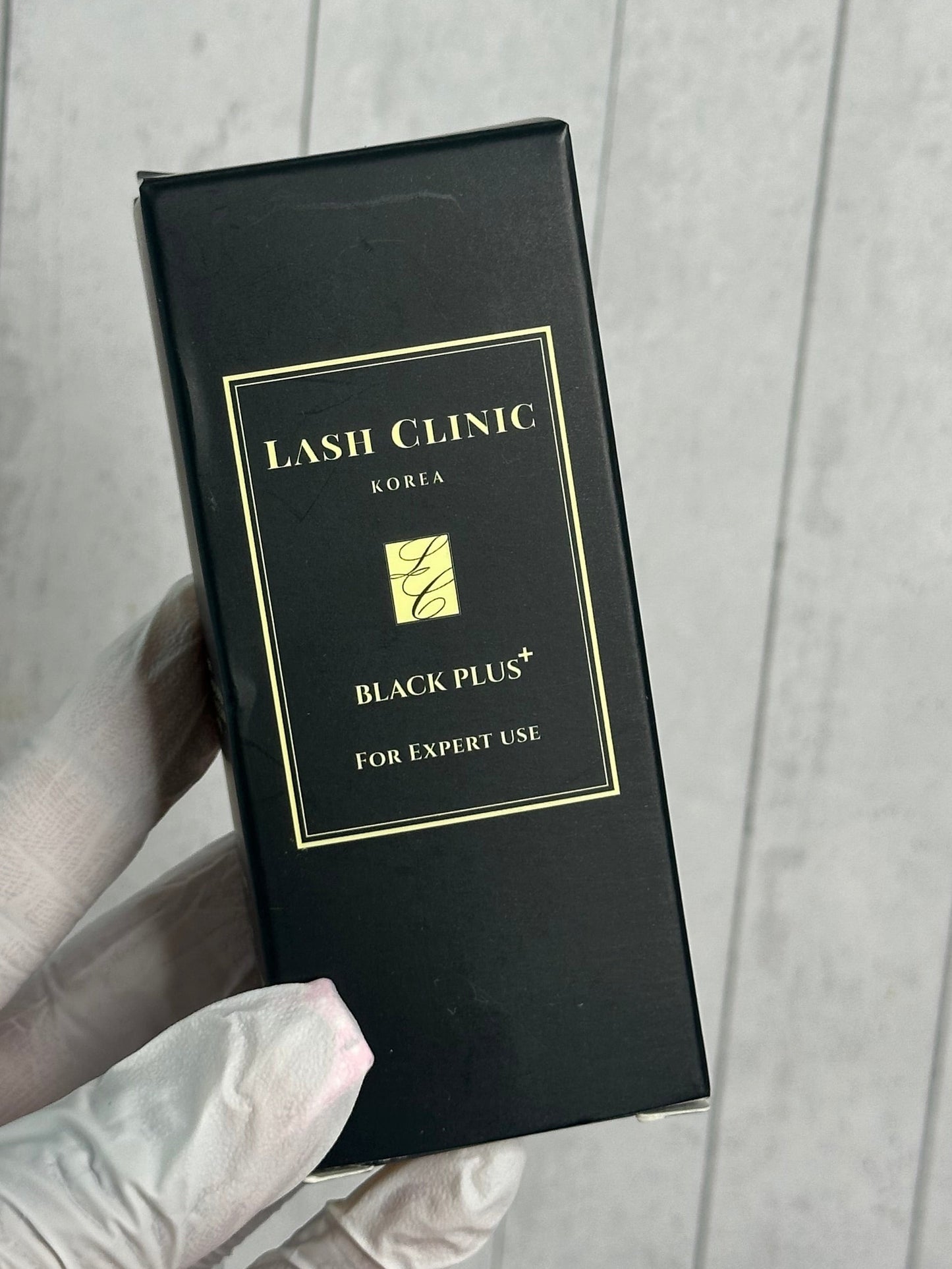 Black tint lash clinic