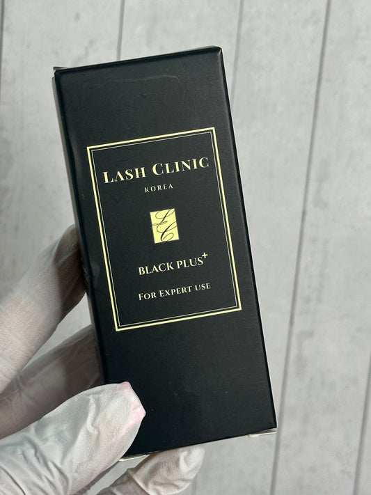 Black tint lash clinic